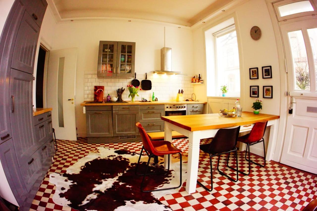 Grosszuegige 185M2-Altbauwohnung In Bestlage 7Zimmer-2Baeder-2Kuechen-2Wcs Hamborg Eksteriør billede