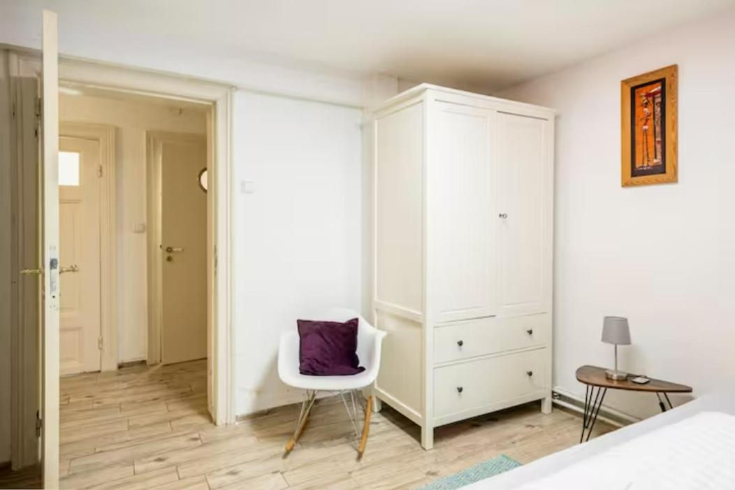 Grosszuegige 185M2-Altbauwohnung In Bestlage 7Zimmer-2Baeder-2Kuechen-2Wcs Hamborg Eksteriør billede